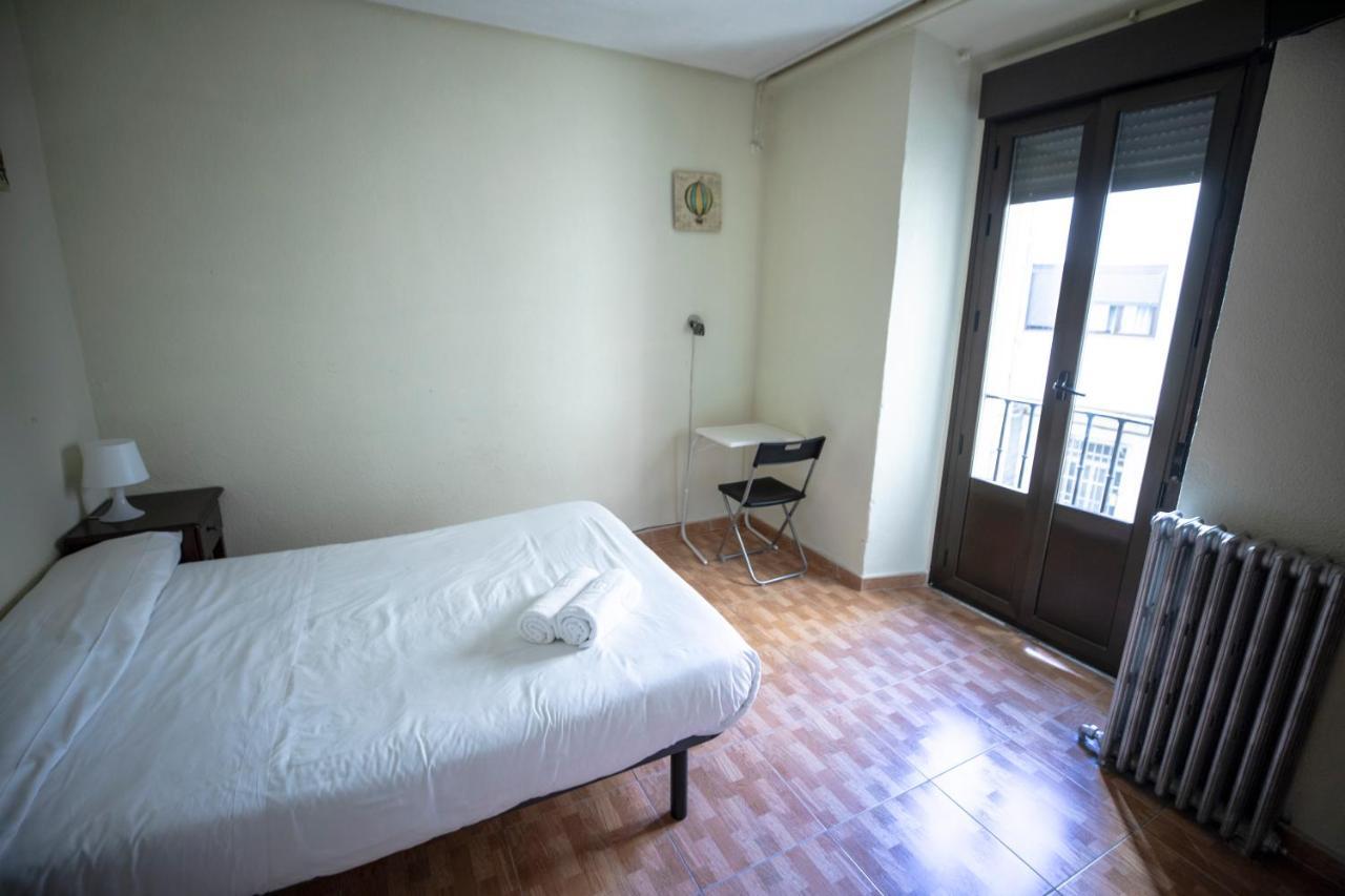 Hostal Los Perales Madrid Kültér fotó