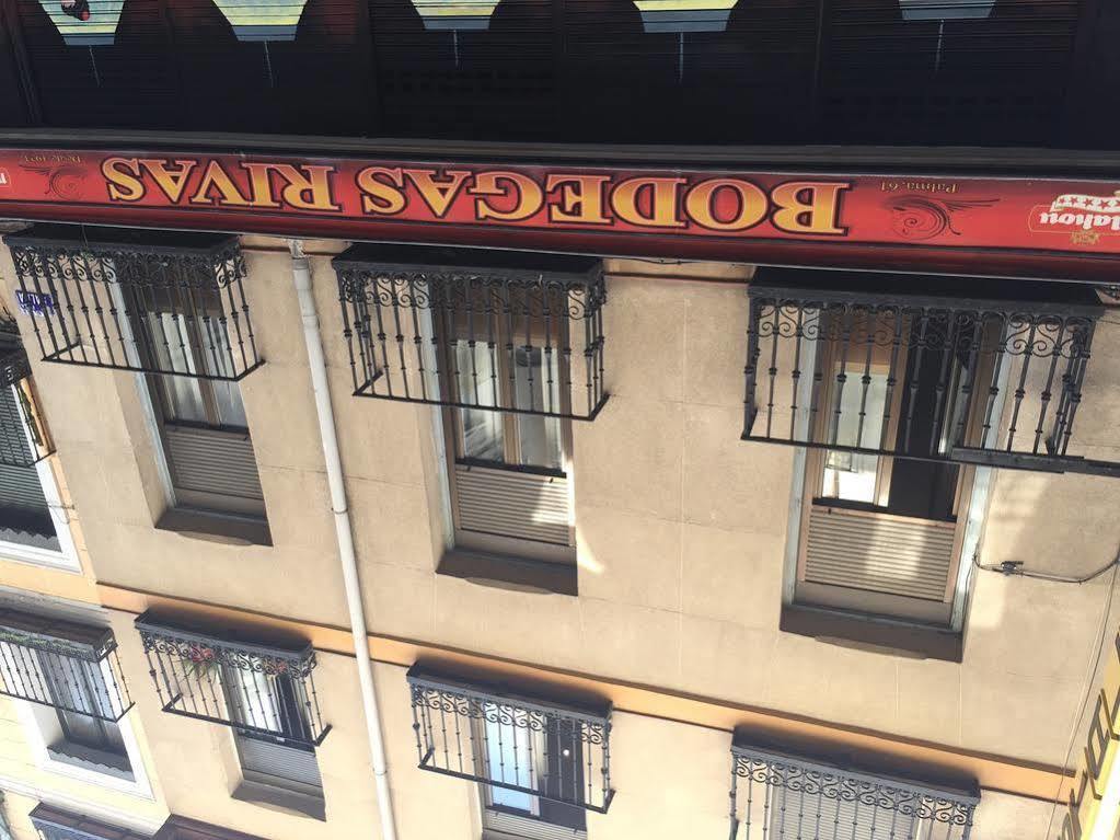 Hostal Los Perales Madrid Kültér fotó Bodega Rivas